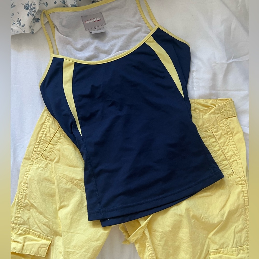 Younique Baby yellow low rise capri cargo